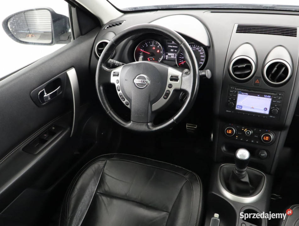 Nissan Qashqai2 16 dCi gniazdo USB