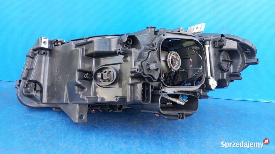 LAMPA PRAWY PRZÓD EU XENON BMW 5 F10 F11 LIFT Lampy przednie wielkopolskie Nowy Tomyśl