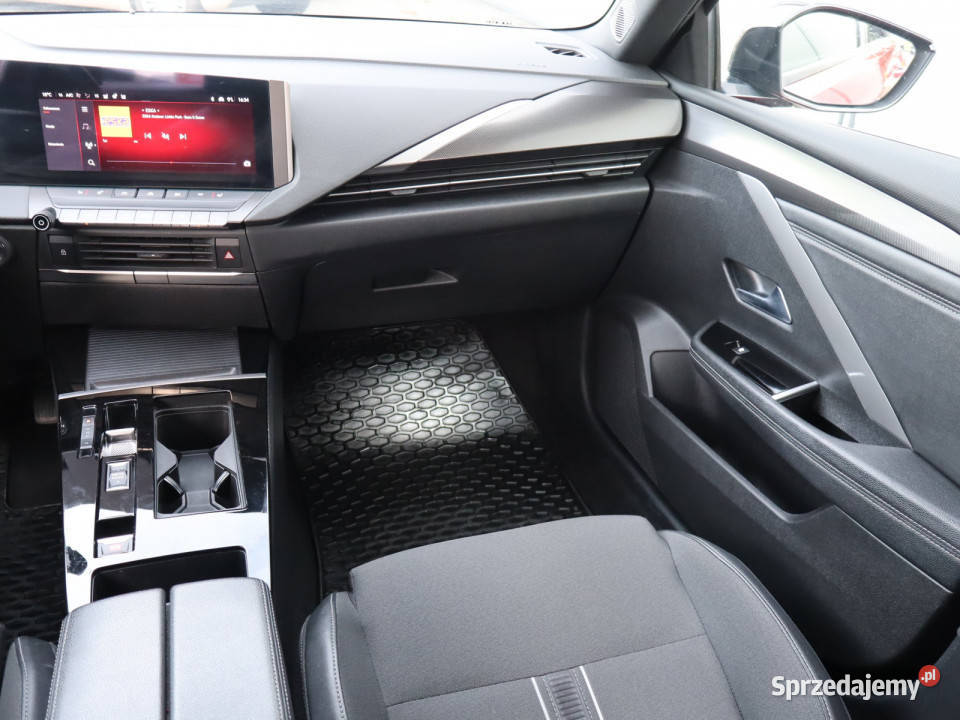 Opel Astra 12 Turbo Katowice