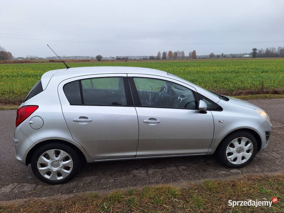 mam do sprzedania Opel Corsa D 13 CDTI 2011 nieuszkodzony