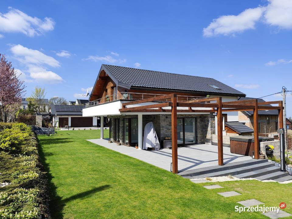 Nowoczesny komfortowy dom 221m2 na działce 15a taras Wieliczka