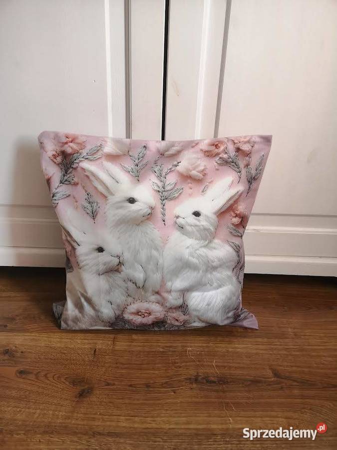 Poszewka dekoracyjna z królikami różowa ozdobna Niepołomice sprzedam