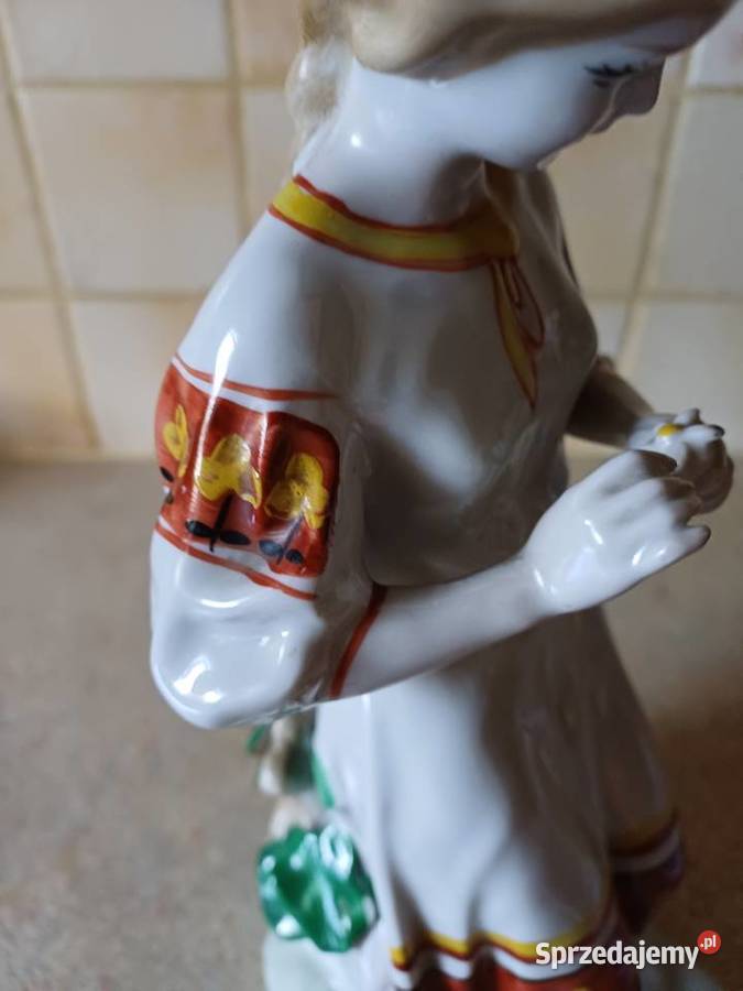 vintage figurkaDziewczyna z rumiankiem Antyki, Sztuka, Kolekcje Nowy Targ