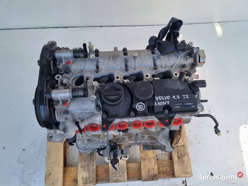 SILNIK Volvo V40 II 15 T2 122 ładny 49 B4154T5 Silniki i osprzęt Rudka