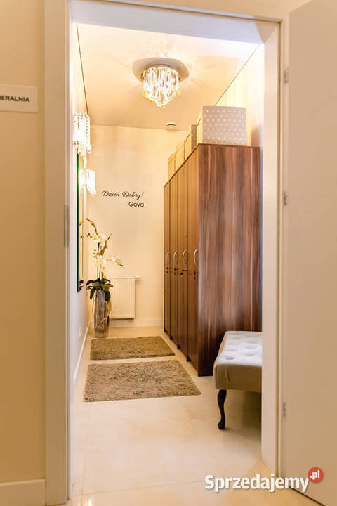 Wynajmę stanowisko do manicure i pedicure Kielce