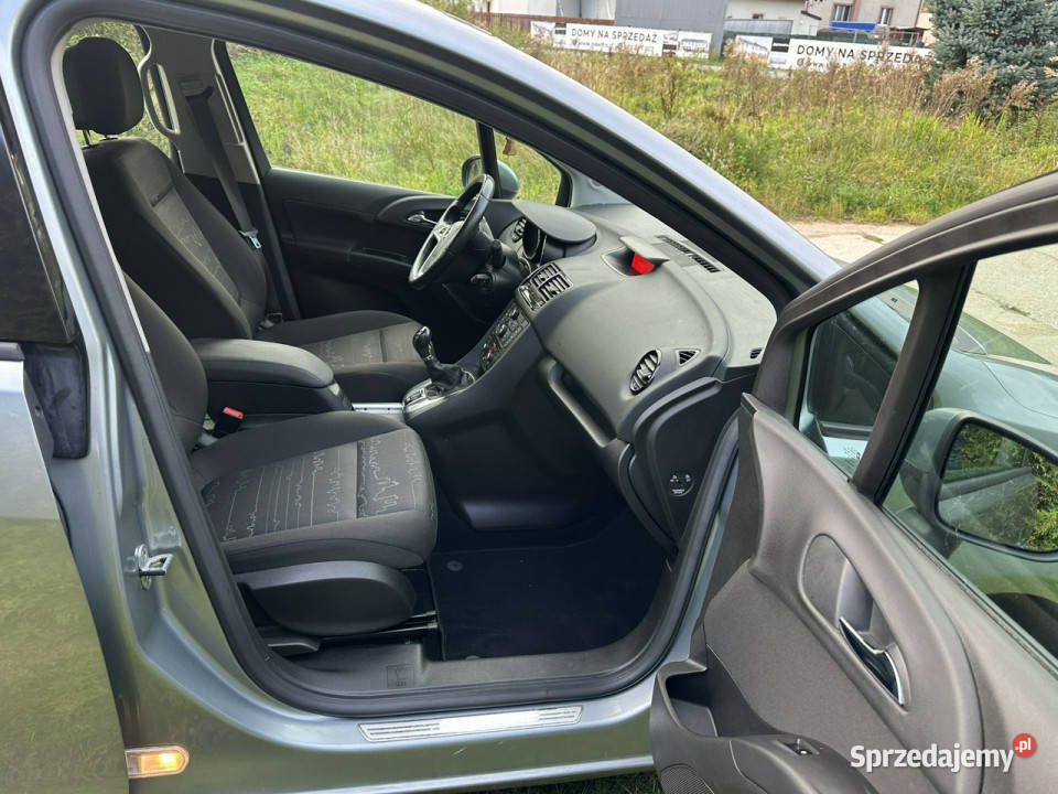 Opel Meriva Symboliczny przebieg podg fotele i szary