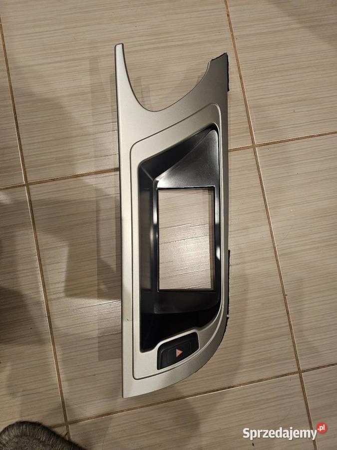 AUDI A4 B8 DEKOR RAMKA WYŚWIETLACZA 8K1857186D