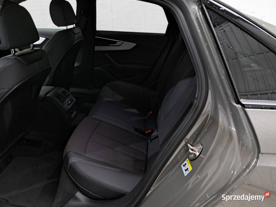 Audi A4 Limousine Poleasingowe BZ B9 2015 Sedan / Limuzyna Komorniki