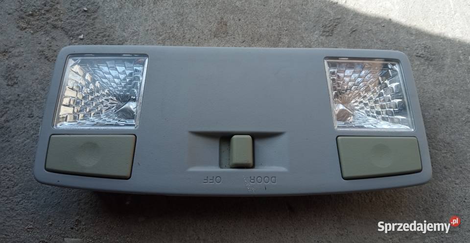 Sprzedam lampę podsufitki Mazda 6 2002