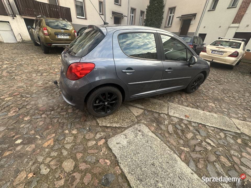 Sprzedam fajne autko nieuszkodzony 207 Bydgoszcz