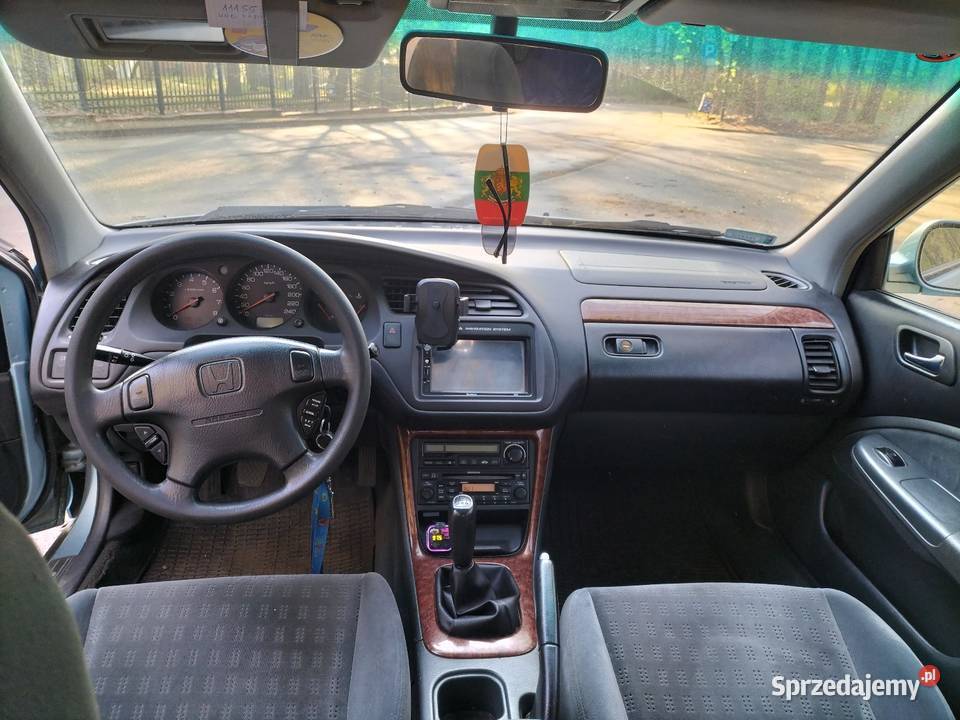 Honda Accord 18 vtec Lpg Klimatronik Hak centralny zamek Samochody osobowe Bielawy sprzedam