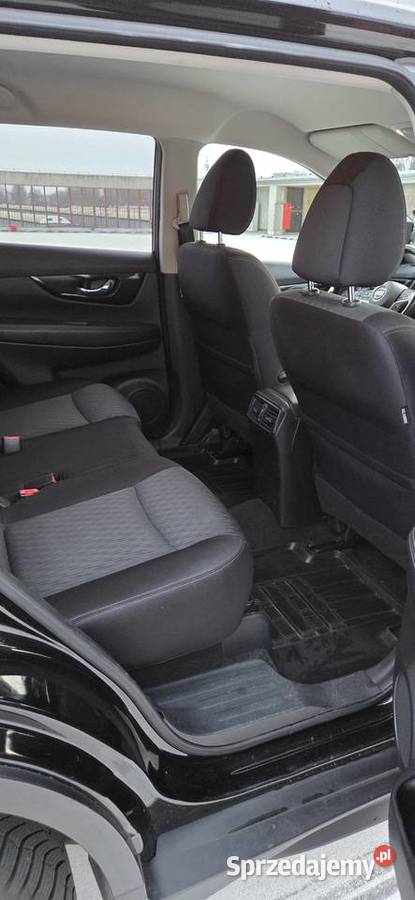 Nissan XTrail 2017 20 Diesel 177 Krajowy 73 gniazdo AUX Katowice