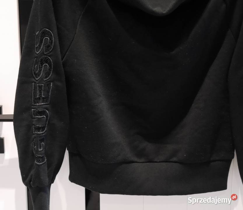 Guess przepiękna bluza odkryte ramiona golf 34 Swetry i golfy Wrocław