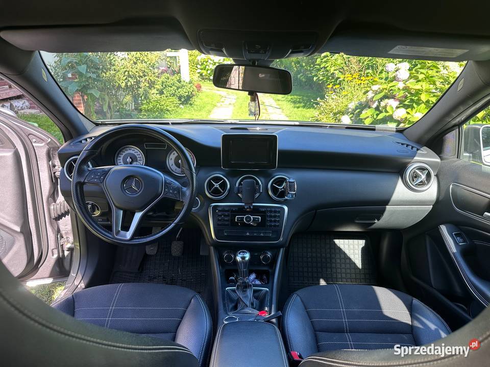 MercedesBenz A180 W176 16 Benzyna 122