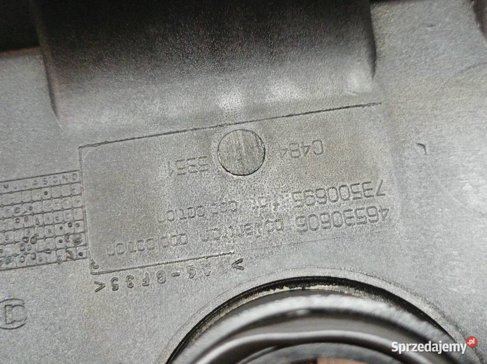 POKRYWA ZAWORÓW 46530606 19 JTD 8V Opel Vectra osobowe