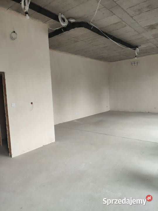 Wynajmę lokale użytkowe 61 m2 i 64 m2 Łódź sprzedam