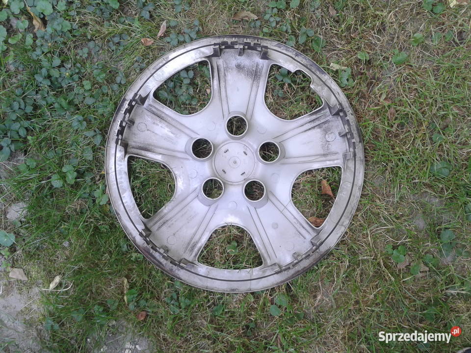 KOŁPAK FELGI STALOWEJ 16 OPEL VIVARO A 20012014 Chełm