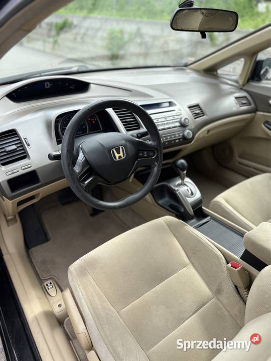 Sprzedam Honda Civic 8 z USA automat Sedan / Limuzyna Rzeszów