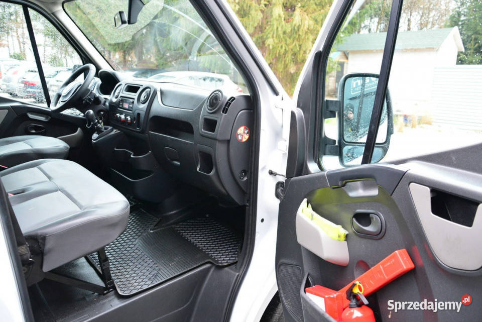 Renault Master średniak 7 osobowy brygadówka serwisowany w ASO Warszawa