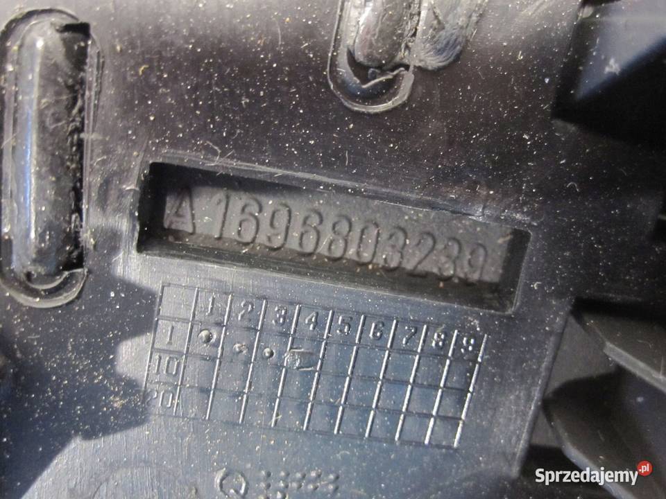 MERCEDES W245 I LIFT ramka panelu przełączniki osobowe