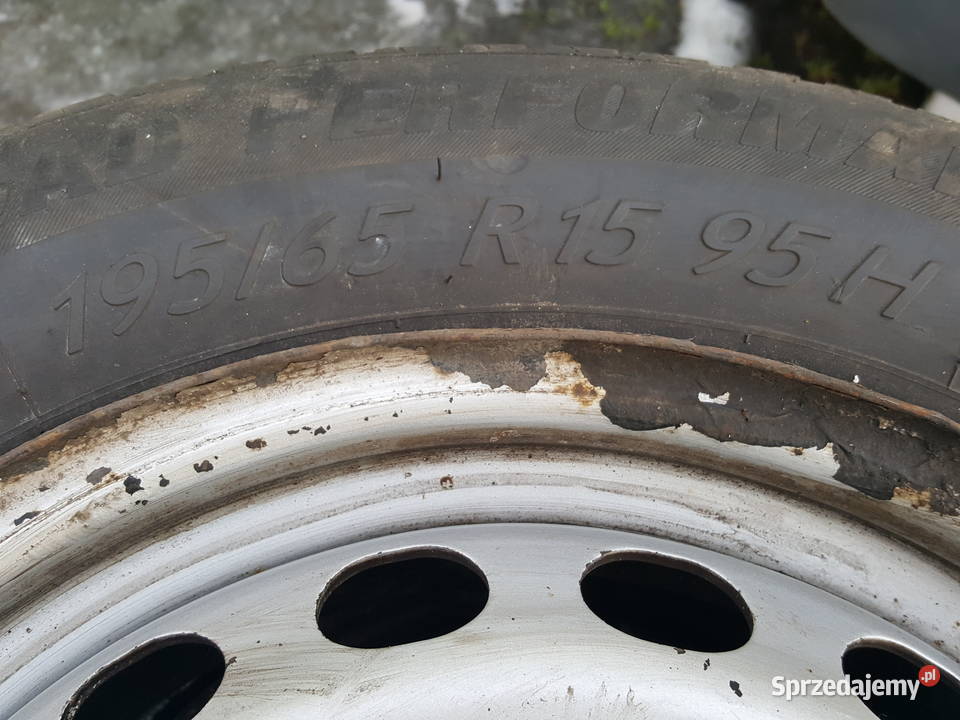 Komplet kół Volkswagen Caddy opony 2024r Gniewkowo sprzedam