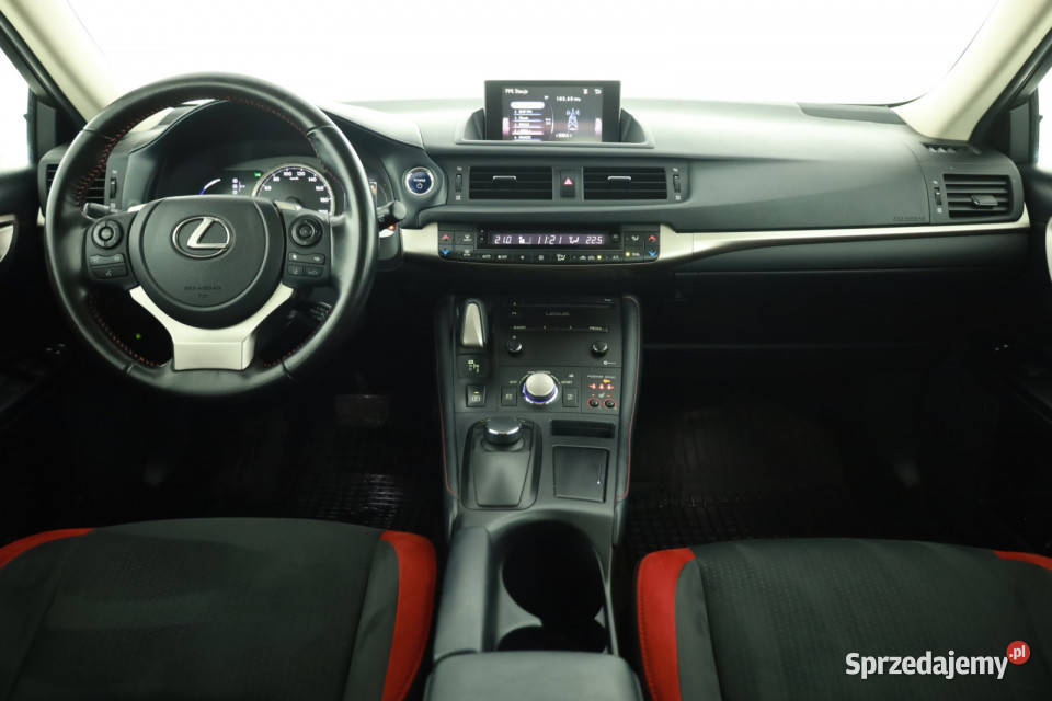 Lexus CT 200h 1798cm3 mazowieckie Piaseczno