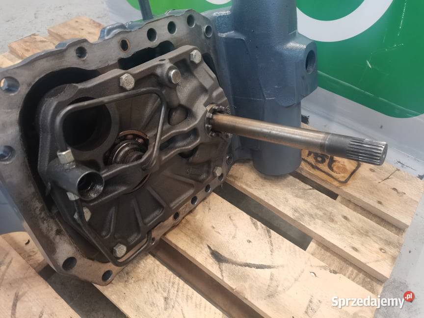 WOM tylny Valtra T 213 sprzedam