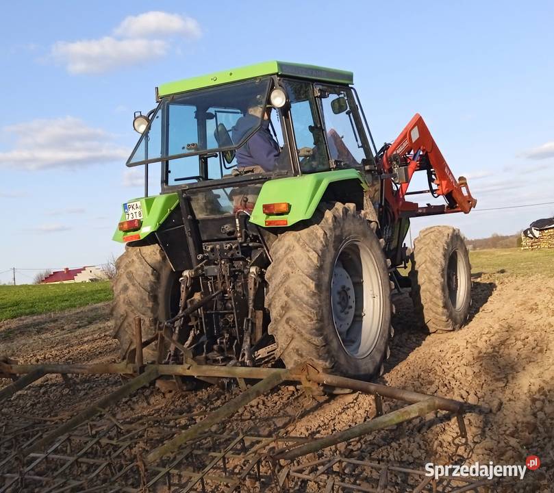 Ciągnik Deutz fahr DX 431 z turem Ładowacz czołowy Latyczyn