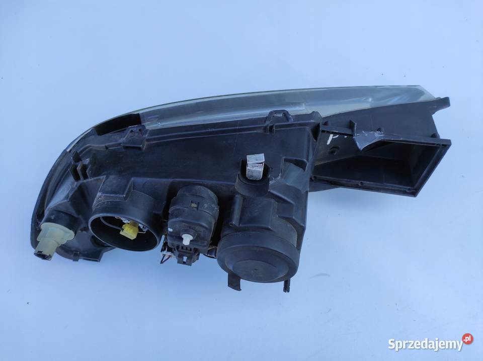 LAMPA PRZEDNIA PRAWA NISSAN PRIMERA P11 KOMBI Nowy Tomyśl