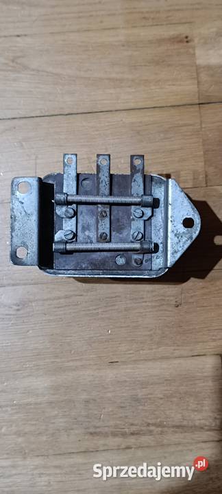 Regulator napięcia Star Żuk Nysa Warszawa Syrena