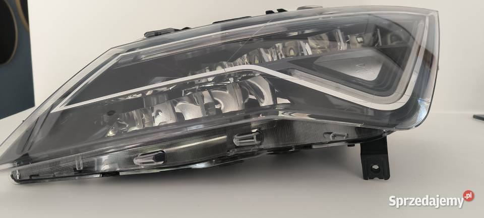 Lampa Reflektor Seat Leon 3 Lift III LED Lewa Dąbrowa Górnicza