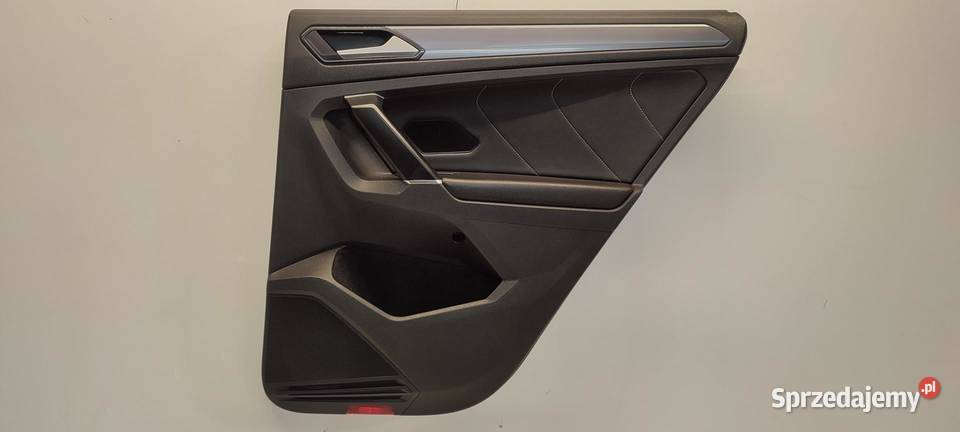 VW TIGUAN II BOCZEK DRZWI PRAWY TYŁ 5NA867212M