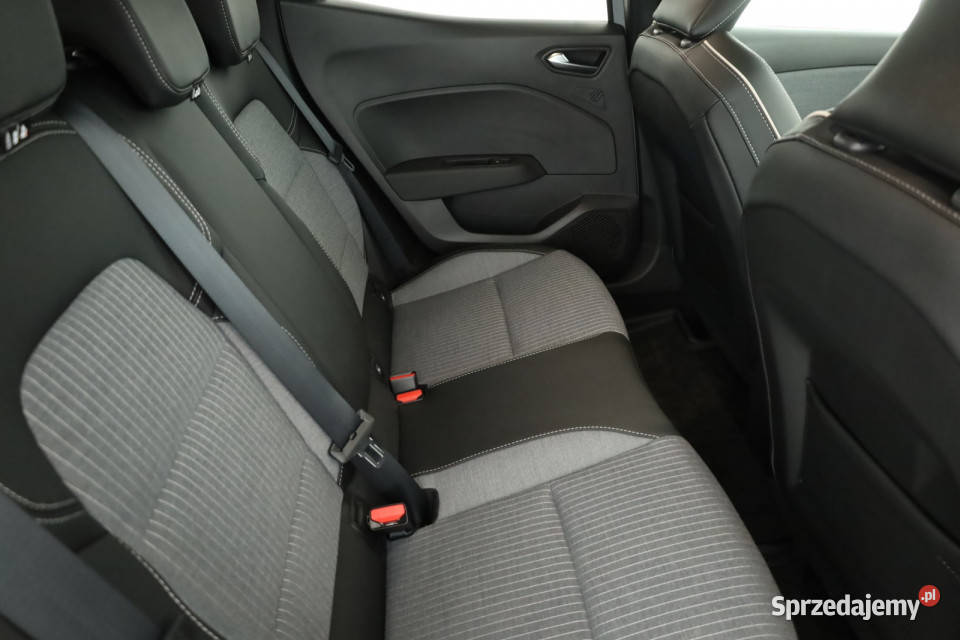 Renault Clio 10 TCe 17316km Clio Piaseczno