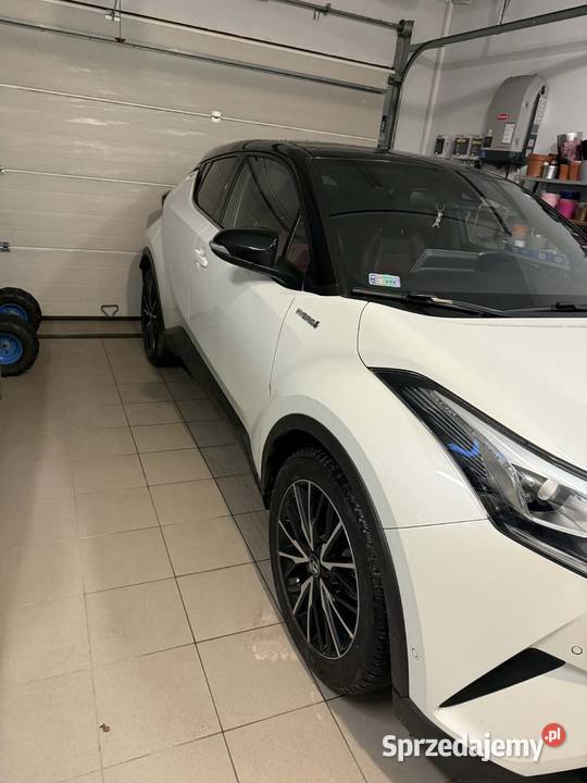 Toyota CHR 18 Hybryda Selection Dominów
