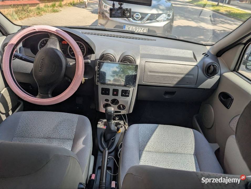 Dacia Logan 16 Benzyna niski przebieg gniazdo USB Kielce sprzedam