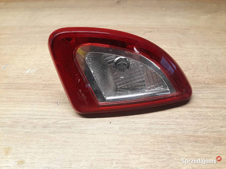 RENAULT TWINGO II LIFT LAMPA PRAWA TYŁ TYLNA lampy tylne