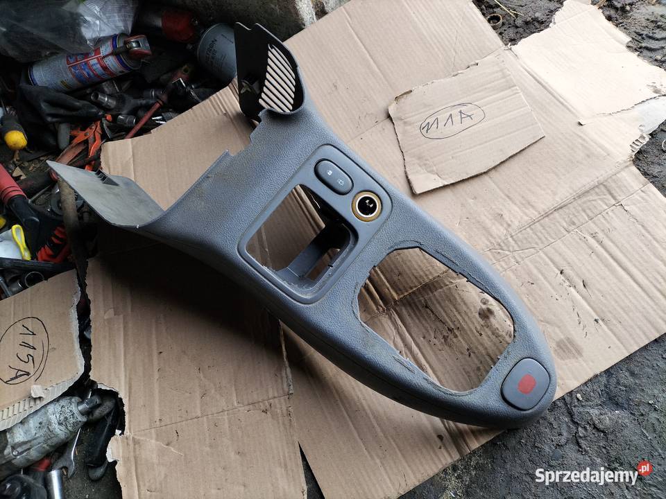 RENAULT CLIO 2 TUNEL WŁĄCZNIK ŚWIATEŁ AWARYJNYCH Kamień-Kolonia sprzedam