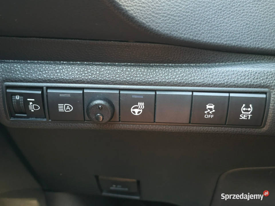 Toyota Corolla Executive Salon Polska relingi dachowe Białystok