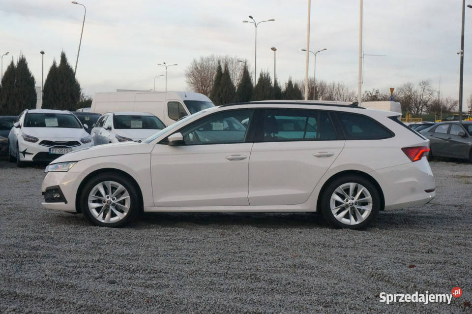 koda Octavia 15 TSI 150 Ambition Salon Polska światła do jazdy dziennej