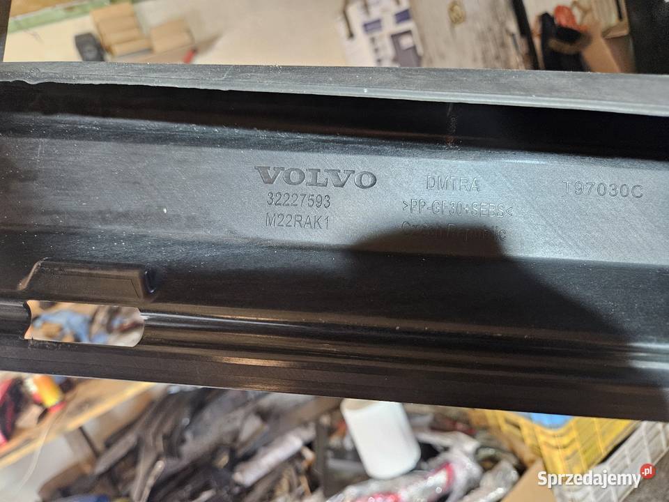 VOLVO XC40 EX40 EV40 WLOT KANAŁ KIEROWNICA Międzychód