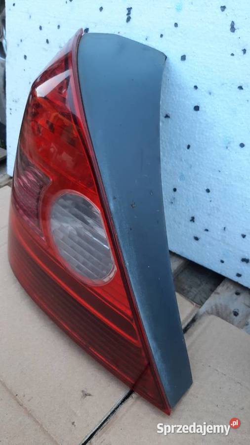 lampa tylna prawa lewa Honda Civic VII 5 drzwi osobowe dolnośląskie Dębno