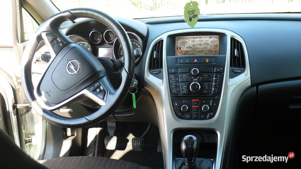 OPEL ASTRA J 16 benzyna 2011r immobilizer Sokółka sprzedam