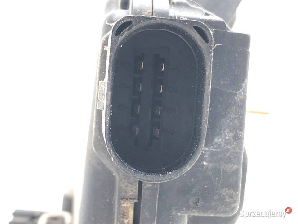 ZAMEK DRZWI PRAWY PRZÓD SKODA OCTAVIA I osobowe sprzedam