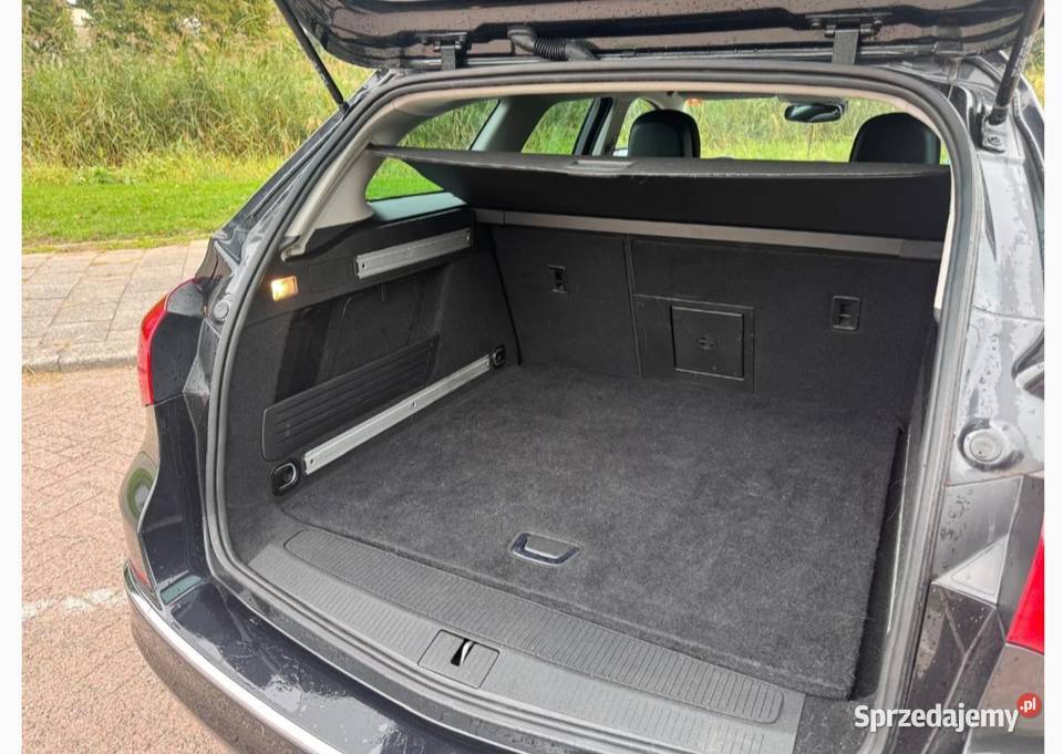 Opel Astra Sports Tourer Rok produkcji 2015 Piekary Śląskie sprzedam
