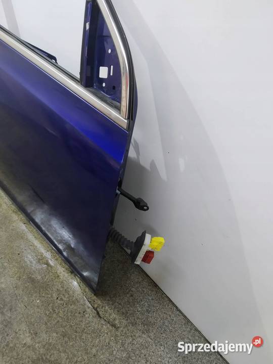 DRZWI PRAWE PRZÓD T9 EEGD Peugeot 308 II 2014