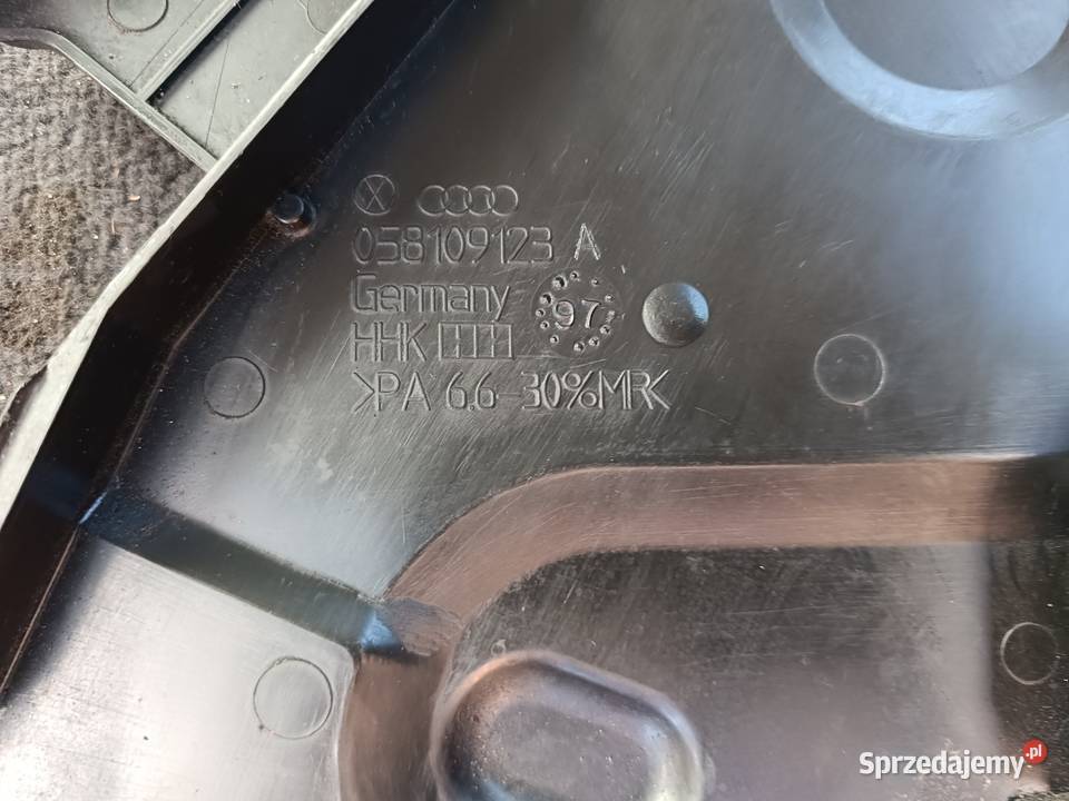 Osłona Rozrządu Górna 18T 058 109 123 A Audi A4 Silniki i osprzęt Myszków