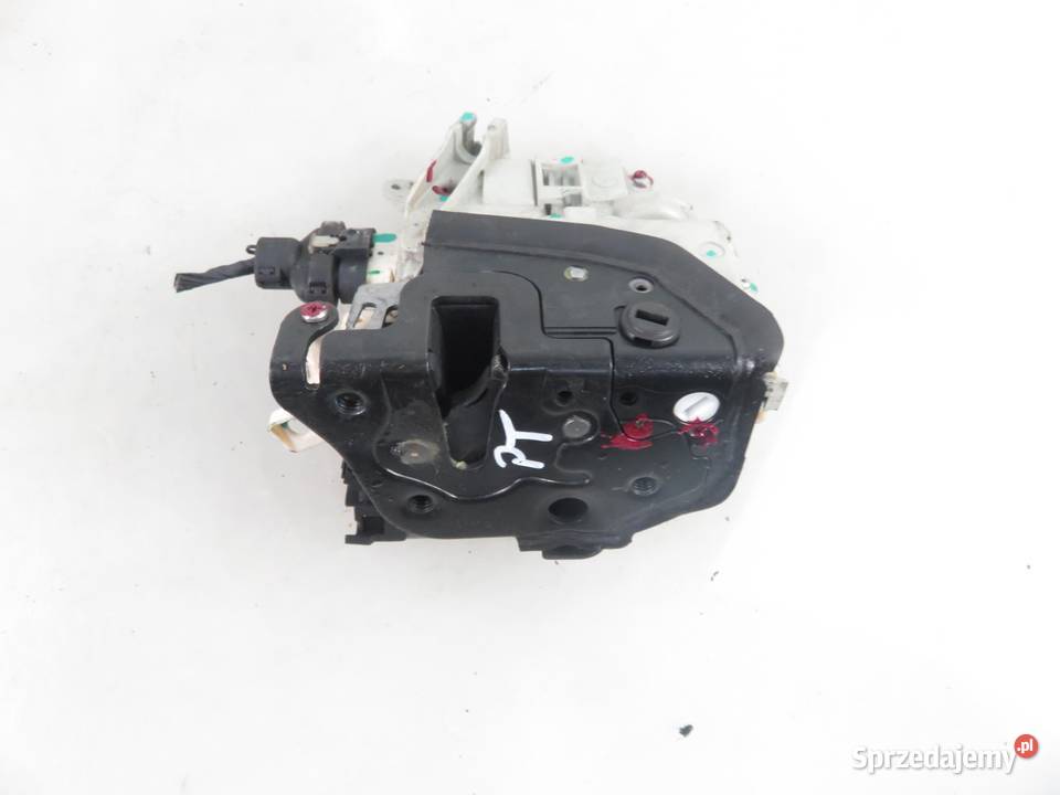 ZAMEK PRAWY TYLNY AUDI Q5 8K0839016C