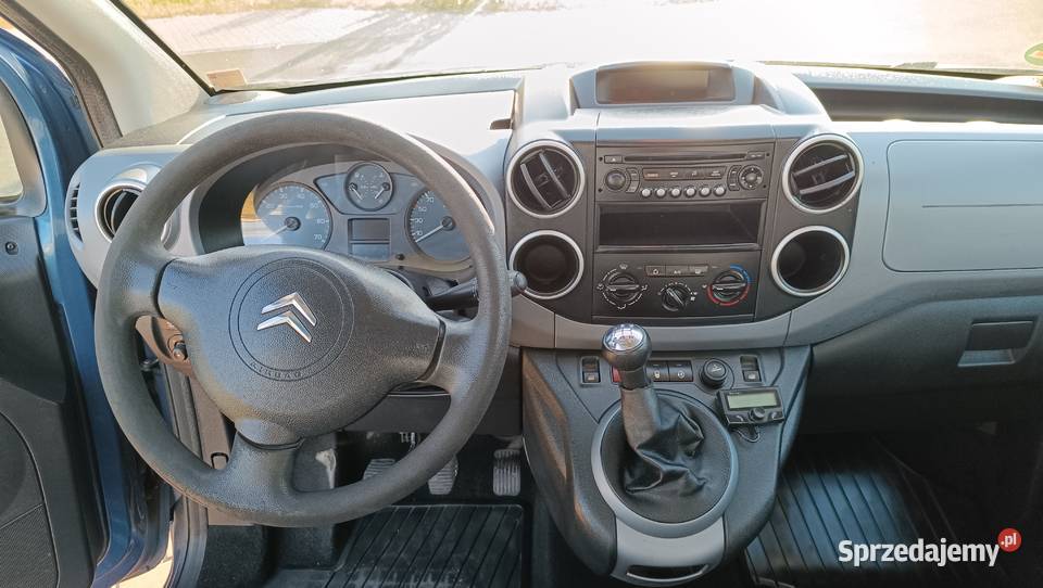 Citroen Berlingo multispace osobowy 115 PANORAMA nieuszkodzony Łuków