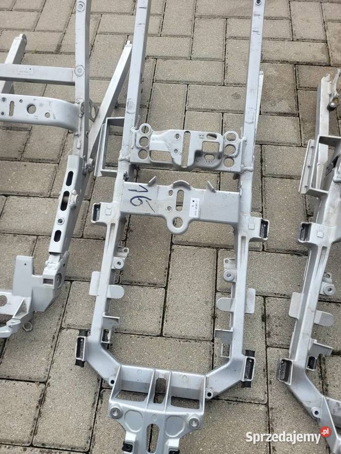 Yamaha FJR 1300 0305 0612 1216 STELAŻ TYŁ Nowy Tomyśl