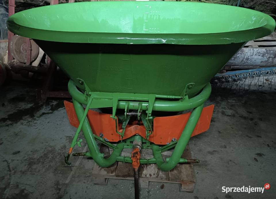 Rozsiewacz Amazon 400l Czarna Sędziszowska